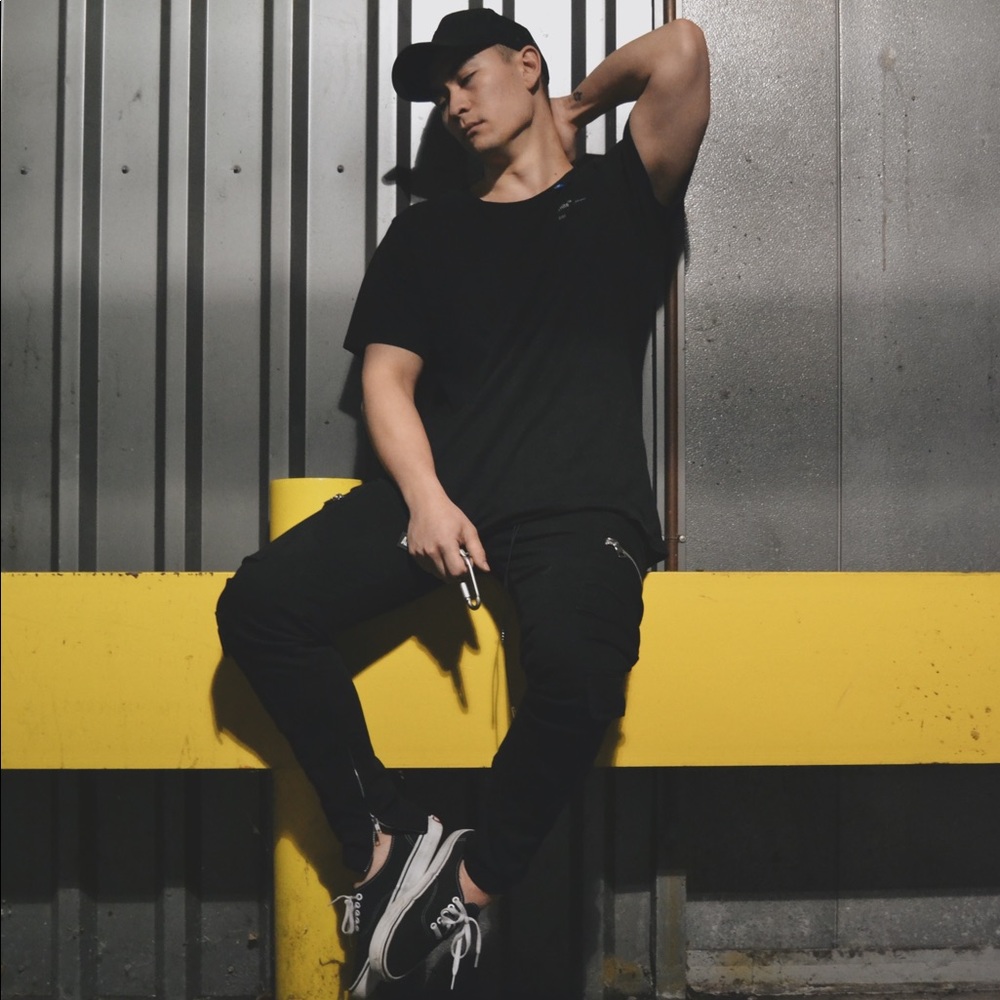 Thx for checking out my closet 🖤